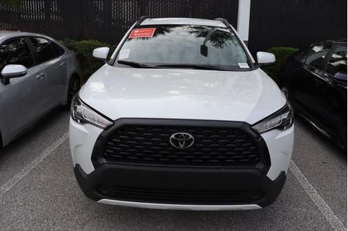 2024 Toyota Corolla Cross LE