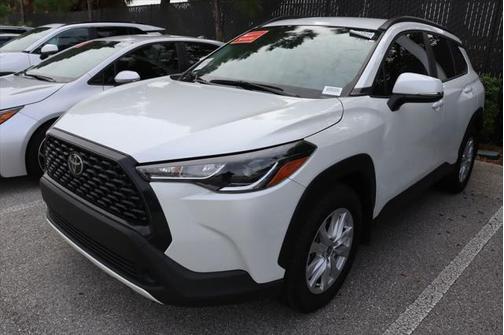 2024 Toyota Corolla Cross LE