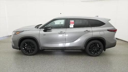 2025 Toyota Highlander XLE