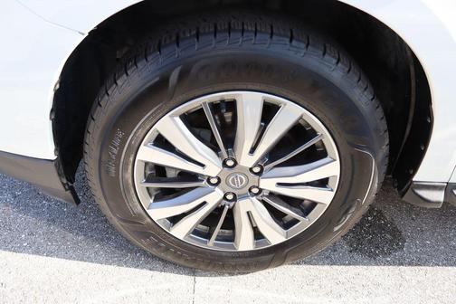 2020 Nissan Pathfinder S 4WD