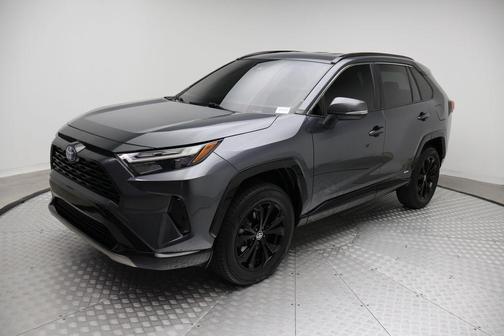 2022 Toyota RAV4 Hybrid SE