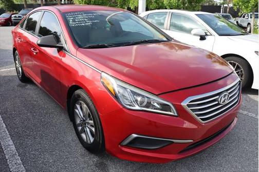 2017 Hyundai SONATA SE