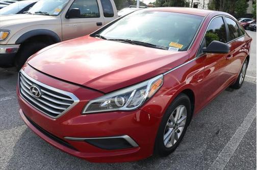 2017 Hyundai SONATA SE