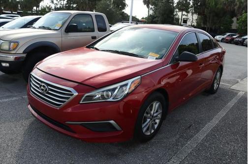2017 Hyundai SONATA SE