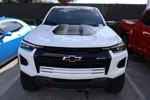 2024 Chevrolet Colorado ZR2