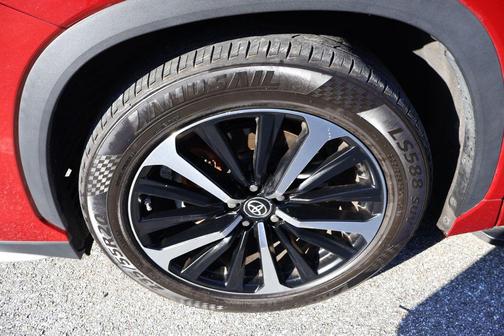 Ruby Flare Pearl 2022 Toyota Highlander XSE