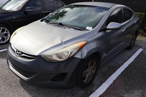 Titanium Gray Metallic 2013 Hyundai ELANTRA GLS