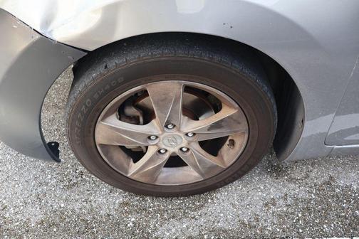 Titanium Gray Metallic 2013 Hyundai ELANTRA GLS