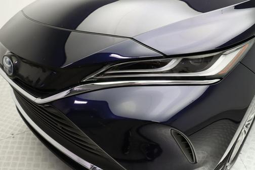 2024 Toyota Venza XLE