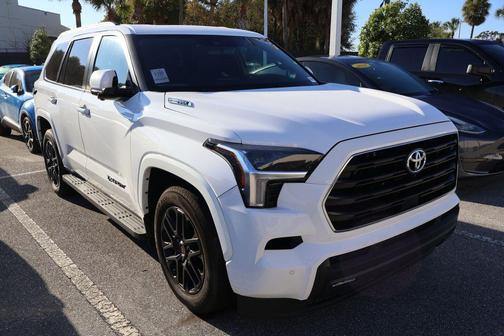 2025 Toyota Sequoia SR5