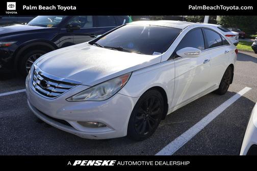 2011 Hyundai SONATA Limited 2.0T
