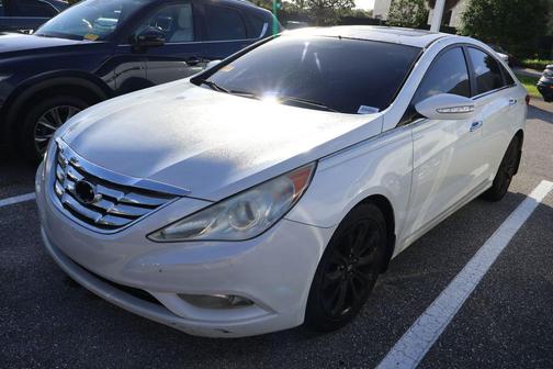 2011 Hyundai SONATA Limited 2.0T