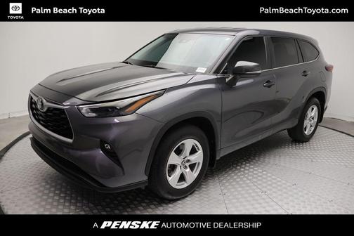Magnetic Gray Metallic 2024 Toyota Highlander LE