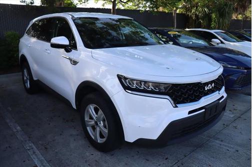 2023 Kia Sorento LX