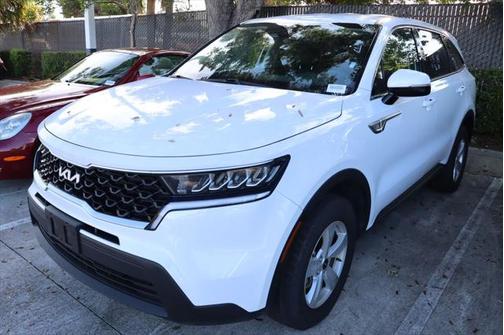 2023 Kia Sorento LX