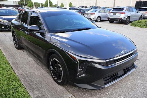 Interstellar Gray 2025 Kia K4 EX