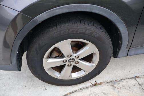 Magnetic Gray Metallic 2015 Toyota RAV4 XLE