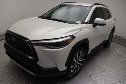2022 Toyota Corolla Cross XLE