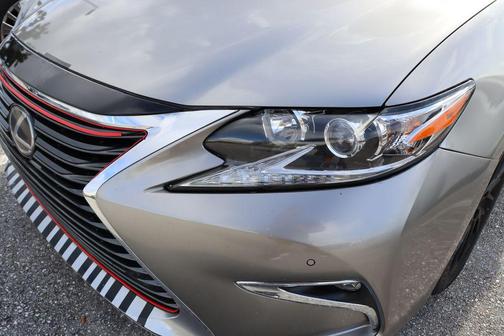 2018 Lexus ES 350 Base