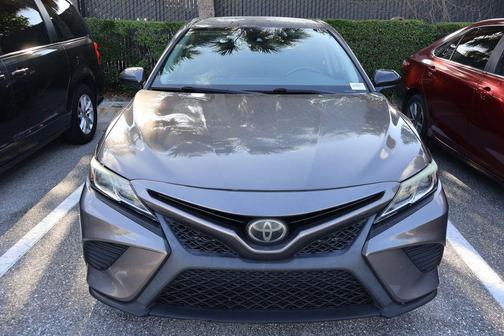 Predawn Gray Mica 2019 Toyota Camry SE