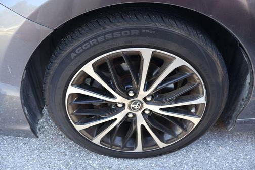 Predawn Gray Mica 2019 Toyota Camry SE
