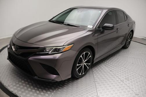 Predawn Gray Mica 2019 Toyota Camry SE