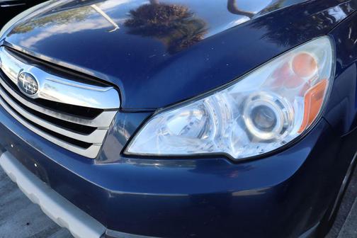 2011 Subaru Outback 2.5 i Limited