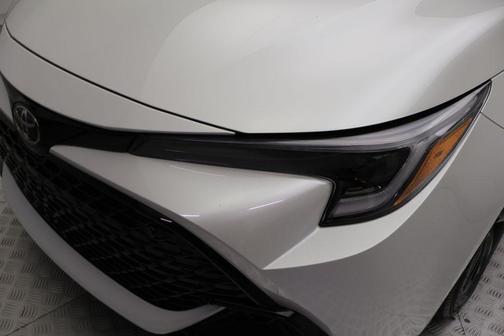 Wind Chill Pearl 2026 Toyota Corolla SE