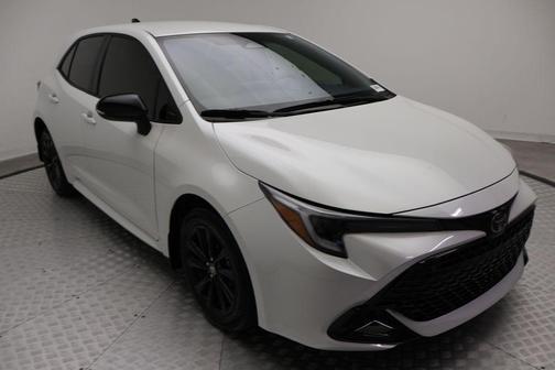Wind Chill Pearl 2026 Toyota Corolla SE