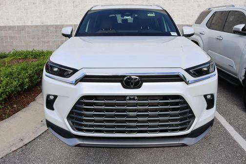2025 Toyota Grand Highlander Hybrid Limited MAX