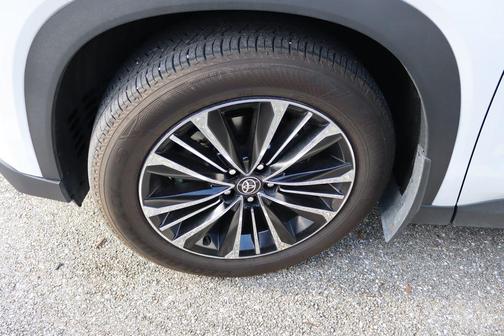 2025 Toyota Grand Highlander Hybrid Limited MAX