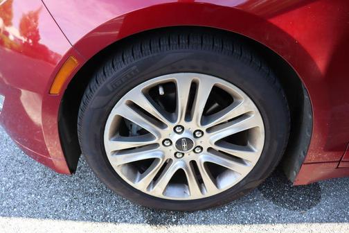 2014 Lincoln MKZ Hybrid Base
