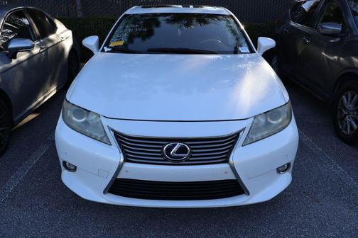 2015 Lexus ES 300h Base