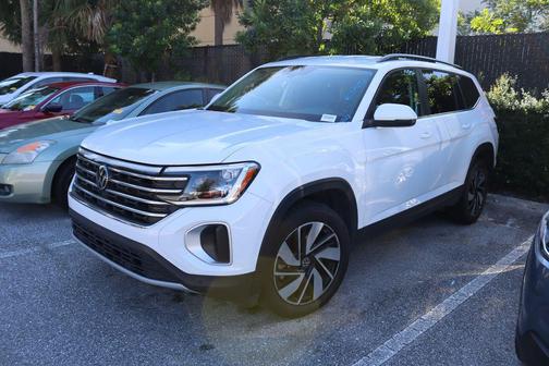 2024 Volkswagen Atlas 2.0T SE w/Technology