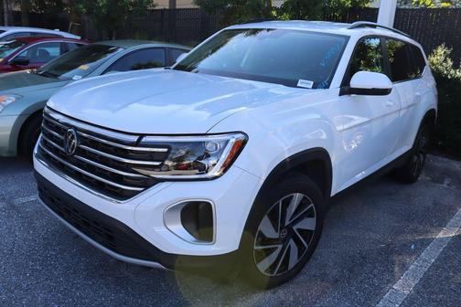 2024 Volkswagen Atlas 2.0T SE w/Technology