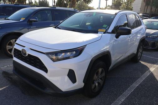 2020 Toyota RAV4 LE