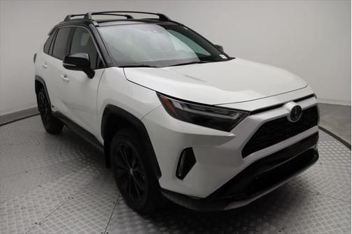 2024 Toyota RAV4 Hybrid SE