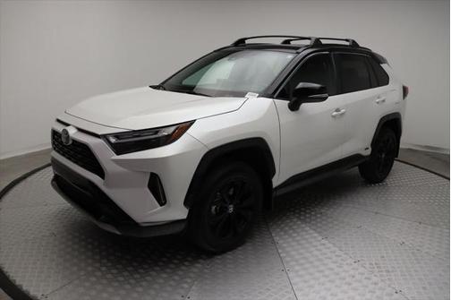 2024 Toyota RAV4 Hybrid SE