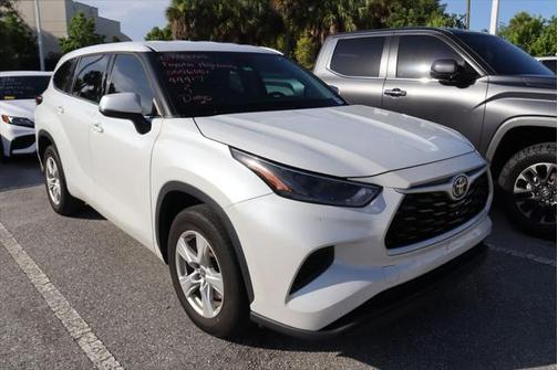 2022 Toyota Highlander L