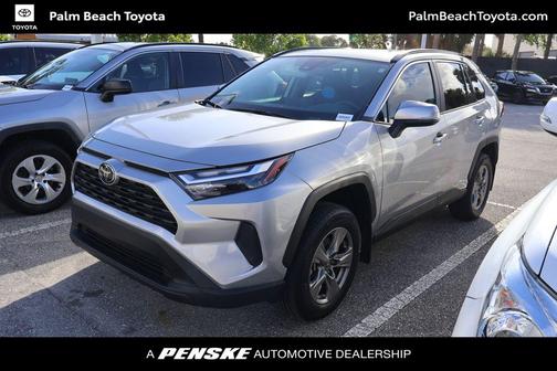2025 Toyota RAV4 Hybrid XLE
