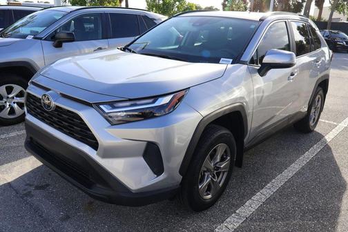 2025 Toyota RAV4 Hybrid XLE