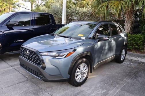 2025 Toyota Corolla Cross LE