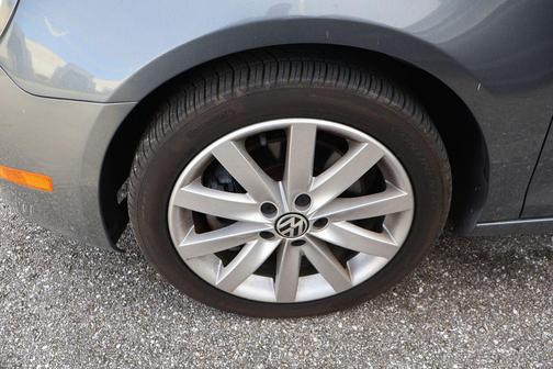 2012 Volkswagen Jetta SportWagen TDI