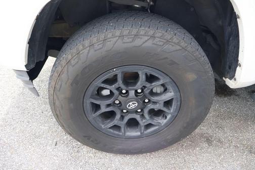 Super White 2021 Toyota Tacoma SR5