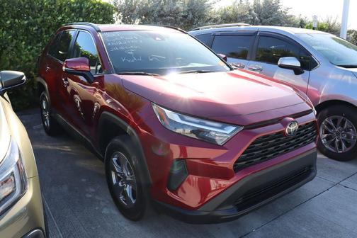 2022 Toyota RAV4 XLE