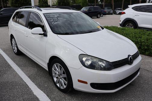 Candy White 2012 Volkswagen Jetta SportWagen TDI