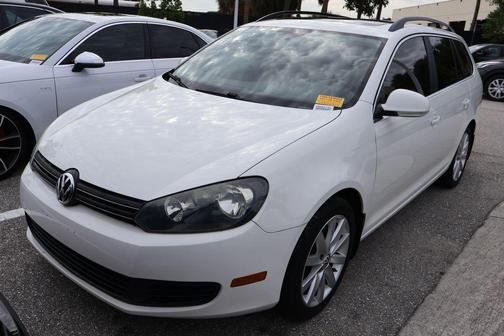 Candy White 2012 Volkswagen Jetta SportWagen TDI
