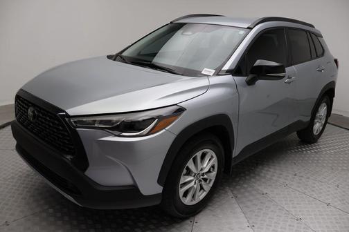 2025 Toyota Corolla Cross LE