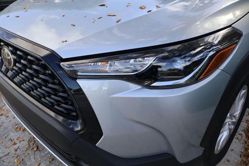 2025 Toyota Corolla Cross LE