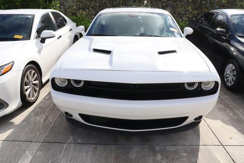 2023 Dodge Challenger SXT